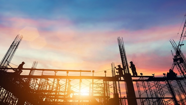 宏观政策转向，周期行业景气下滑势头或已逆转