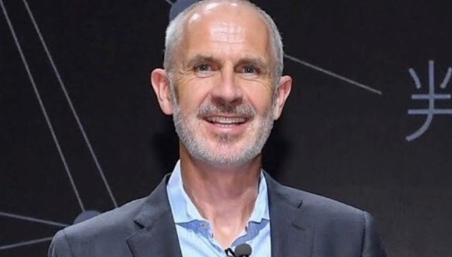 前戴森高管吉姆·罗文取代塞缪尔森，出任沃尔沃汽车首席执行官