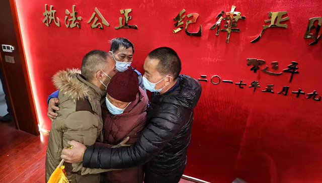 失散家庭寻亲,公安机关