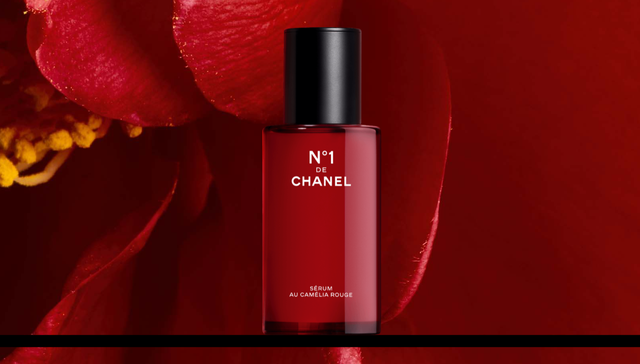 N°1 de Chanel维持青春活力，LOEWE×《千与千寻》将动漫照进现实丨是日美好事物