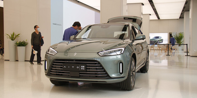 华为联合赛力斯打造的AITO问界M5还隐藏着哪些配置“秘密”