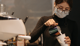 我，90后，开奶茶店一年亏30万