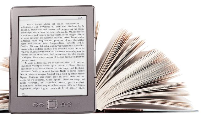 电子纸概念露锋芒，宝马推出电子纸概念车款，亚世光电、合力泰二连板