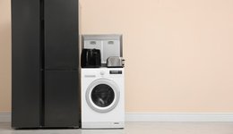 IPO雷达｜缺钱为何要给股东大手笔分红？负债率高企的创维电器逐渐沦为“冰洗贴牌厂商”