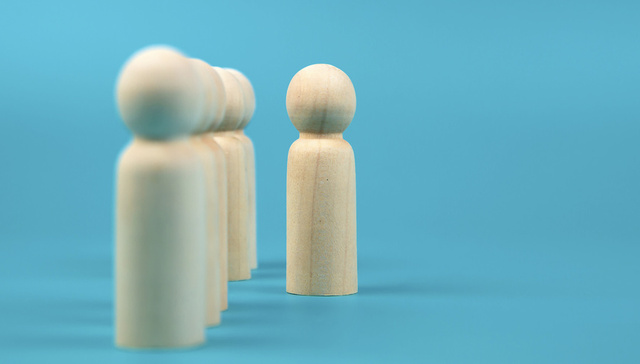 蓝鲸资讯：中国人寿：推举袁长清代为履行董事长及法定代表人职责