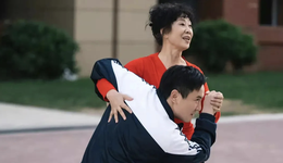 视频网站“笑声经济”内卷，开心麻花越走越窄