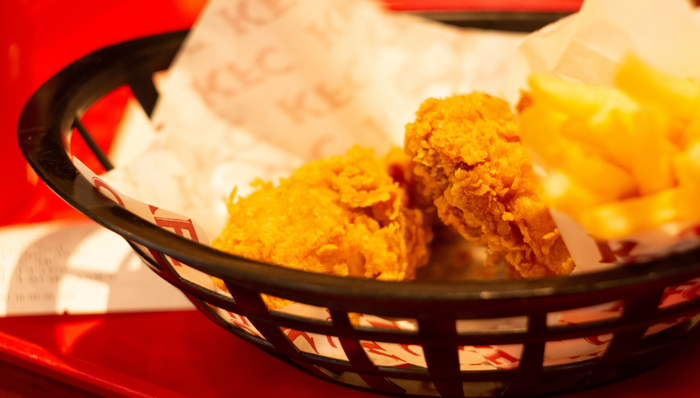 跨界营销,泡泡玛特,食物浪费,营收