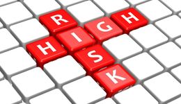 原中泰策略首席陈龙被抓，或涉嫌操纵证券