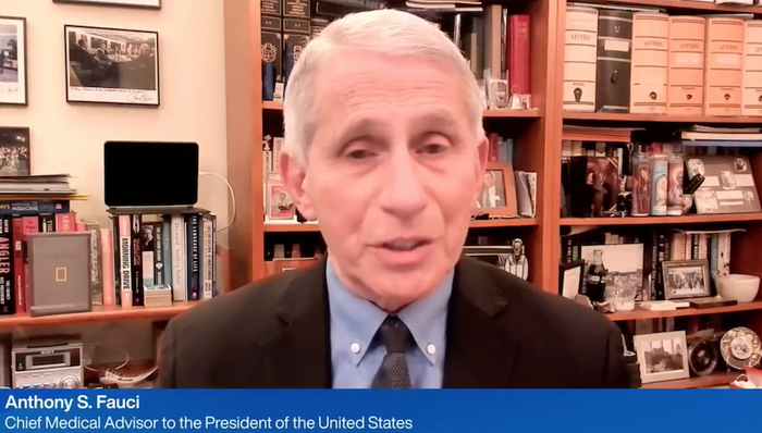 福奇：长期目标是开发出一种对所有变种均有效的新冠疫苗｜世界经济论坛