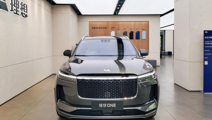 从单车销量过万到中大型SUV销量榜首，理想ONE获得三个“第一”的底层逻辑究竟是什么？