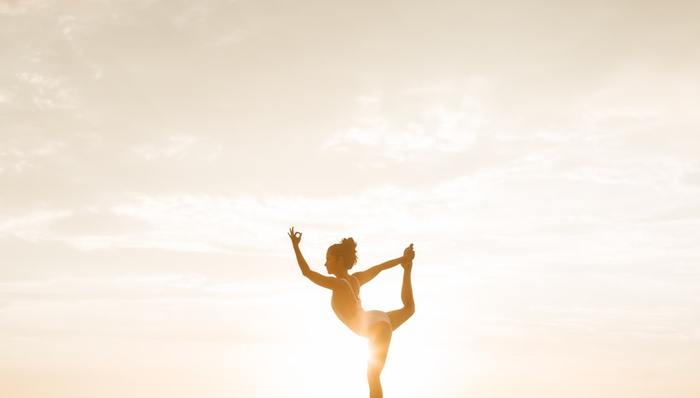 瑜伽裤,市值,业绩,运动品牌