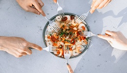 预制菜难“革”厨房的命