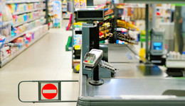 “便利店們”內(nèi)外競(jìng)爭(zhēng)、相互博弈