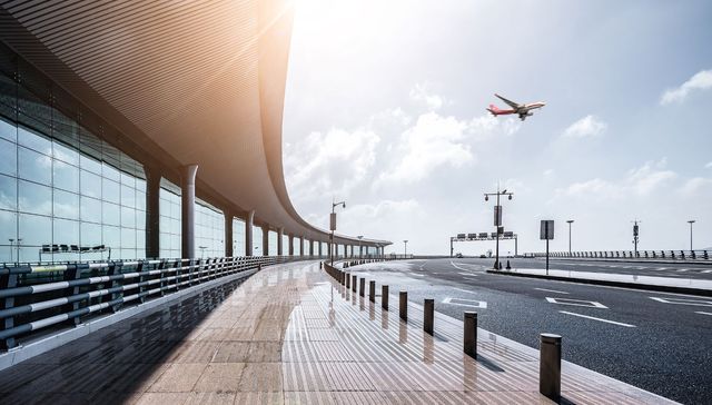 美交通部将取消中国航司承运的44个中美航班，中国驻美大使馆发言人回应