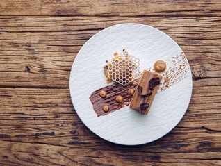 澳门银河三家餐厅蝉联米其林星级，音昱听堂推出全新纯素食冬季菜品 ｜ 美食情报