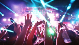 直通部委 | 網(wǎng)信辦：加大炫富拜金等問(wèn)題治理力度 最高檢：嚴(yán)打沿黃地區(qū)黑惡勢(shì)力犯罪