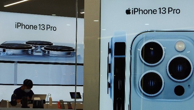 Apple tops China’s smartphone sales after six-year hiatus