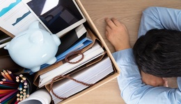 年底裁员，硬科技正在“挤泡沫”