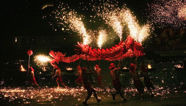 今年春节整体将延续“就地过年”趋势，当地消费花样更多了