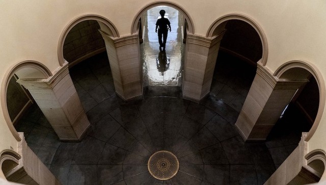 大国兴衰之道：美国与世界金融危机的终局