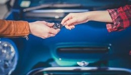 价格暴涨却一车难求，春节租车比卖车好做？