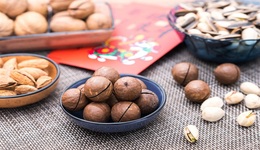 这个春节，谁吃到了年货的蛋糕？