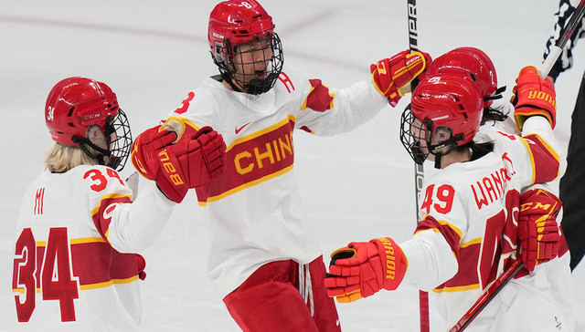 冬奥战报｜2月4日：女冰逆转丹麦获首胜，双人滑迎开门红