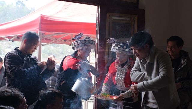 苗族人数最少的一支——海葩苗，如何举行订婚仪式？｜ 春节，我们聊聊