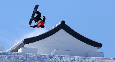 冬奥战报｜2月6日：中国女冰点杀日本，苏翊鸣首秀亮眼冲进决赛