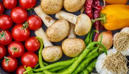 厮杀、裁员、转型，生鲜电商一波三折