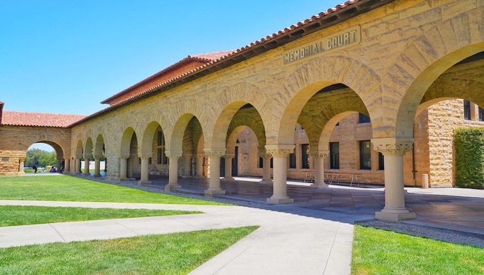 家族精英教育：舞弊丑闻与慷慨捐赠