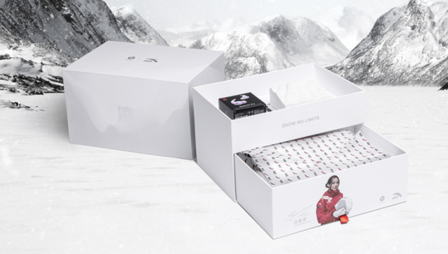 安踏和谷爱凌合作冰雪礼盒；Fendi男士包袋上有个“乒乓球拍”｜是日美好事物