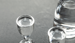 投資776.9億、新增產(chǎn)能28萬(wàn)噸，貴州要再造一個(gè)“黔酒軍團(tuán)”？