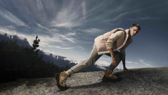 加拿大鹅公布新财报，大陆电商与多品类是亮点