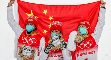 与岁月一同奔跑，冬奥“老将”在赛场发光