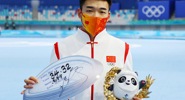 冬奥战报｜2月12日：高亭宇夺得中国队第四金，柳鑫宇/王诗玥晋级自由舞