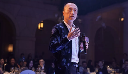 郁亮焦慮，但萬科并不悲觀，他究竟在“演”給誰看？