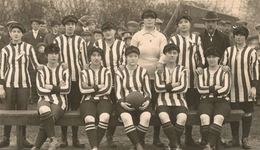 當女人成為足球冠軍：反思足球運動里的男子氣概與女性污名