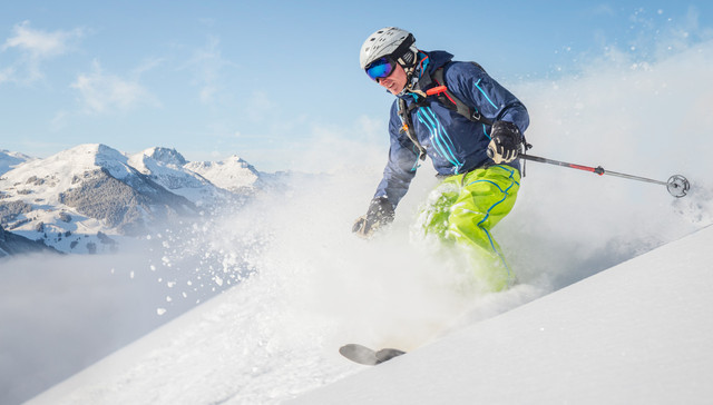 “雪道尽头是骨科”，冰雪运动专属意外险走热背后仍有较大缺口