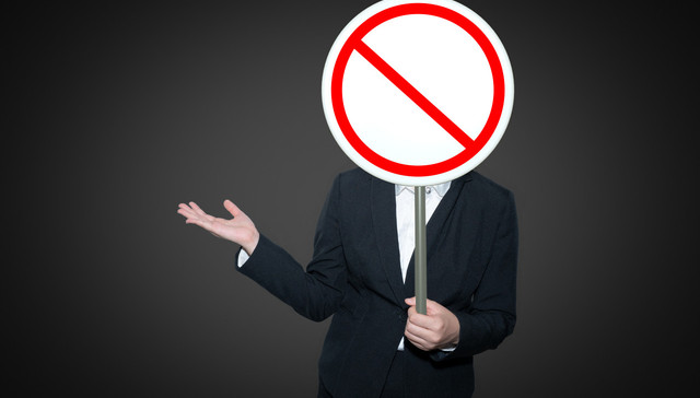 非法募集资金，重庆5家寿险公司11名保险从业人员犯非法吸收公众存款罪被终身禁业