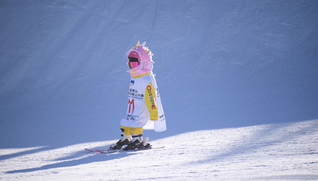 长假过后大雪纷飞，雪场热度还在飙升