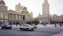 滿洲里發(fā)現(xiàn)5例陽性人員：今起全員核酸檢測，全市實(shí)行交通管制