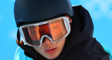 苏翊鸣：18岁成人礼，追逐光、成为光