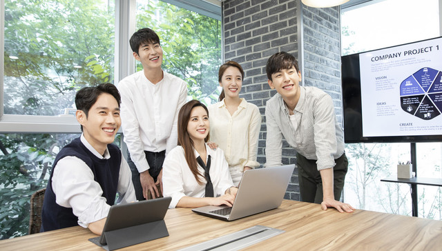 近两千亿的企业培训市场中，这三个行业需求最旺盛