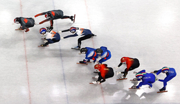 短道速滑迎收官日：中国男队5000米接力第五，韩雨桐获女子1500米第七