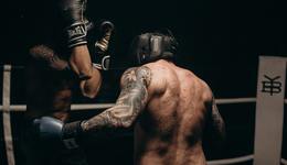 馬斯克和曾毓群，誰才是李斌的敵人？