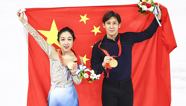 冬奥战报｜2月19日：隋文静、韩聪赢得双人滑金牌，瑞典男队首夺冰壶金牌