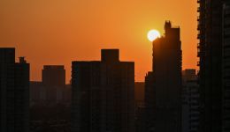 楼市底部已现，信贷持续宽松或推动房价反弹