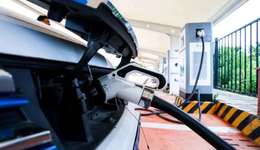 新能源汽车，不需要“共享充电宝”