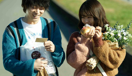 《花束般的恋爱》今日国内上映，坂元裕二为什么总是让人感动？